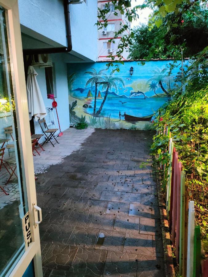 Ivavev Is Us Bythesea Constanta Exterior photo
