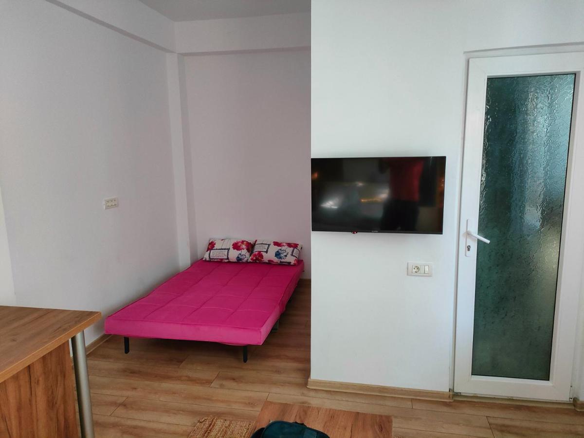 Ivavev Is Us Bythesea Constanta Exterior photo